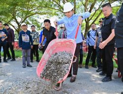 Tanggapi Aduan Jalan Rusak, Bupati Egi Gercep Lakukan Perbaikan Jalan Ruas Tugu Radin Inten-Exit Tol Kalianda