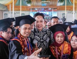 Wisuda Perdana An Nur, Jalan Rp11 Miliar Jadi Bukti Dukungan Bupati Egi untuk Pendidikan