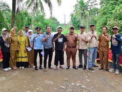 Bukan Protes, Tapi Peduli! Aksi Warga Merbau Mataram Cat Jembatan Rusak Direspons Positif, Camat: Perbaikan Sudah Masuk Agenda Tahun Ini!