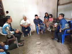 Anggota DPRD Lampung Selatan Agus Sartono Bantu Dua Bocah yang Ditinggalkan Orang Tuanya di Desa Sukamaju