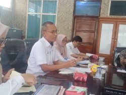Saat Hearing Bersama Komisi III DPRD, Kadiskes Lamsel Berikan Penjelasan Peningkatan Pelayanan Kesehatan Hingga ke Masyarakat Langsung