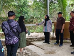 Wali Kota Eva Dwiana Blusukan ke Kedamaian, Temui Warga Bantaran Sungai: “Semua Persoalan Bandar Lampung Akan Kita Selesaikan”