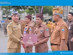 Mengabdi Puluhan Tahun, 3 PNS Dinas Pendidikan Lampung Selatan Diganjar Satyalancana Karya Satya di Hardiknas 2026