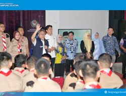 Kunjungi SMA Kebangsaan, Menko Pangan Zulkifli Hasan Tekankan Mental Berani dan Disiplin bagi Generasi Muda