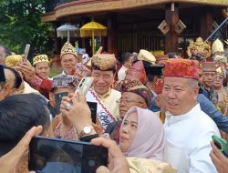 Ketua DPW Gibran Center Lampung Hadiri Penganugerahan Gelar Adat kepada Hi. Ir. Joko Widodo di Kedatun Keagungan Lampung
